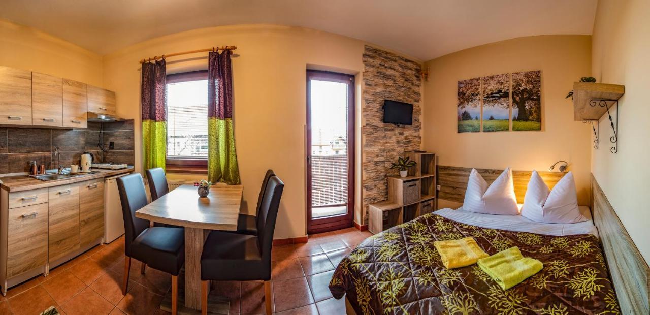 Apartmany Veverica Liptovský Mikuláš Εξωτερικό φωτογραφία