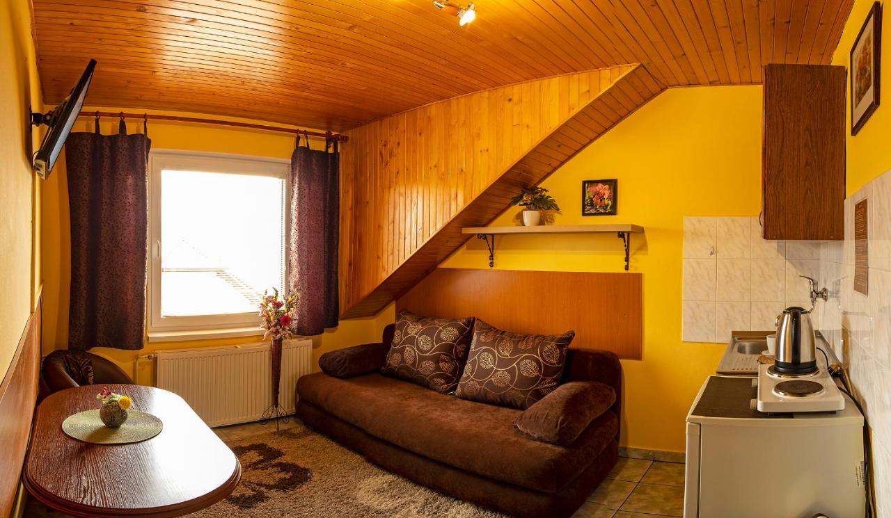 Apartmany Veverica Liptovský Mikuláš Εξωτερικό φωτογραφία